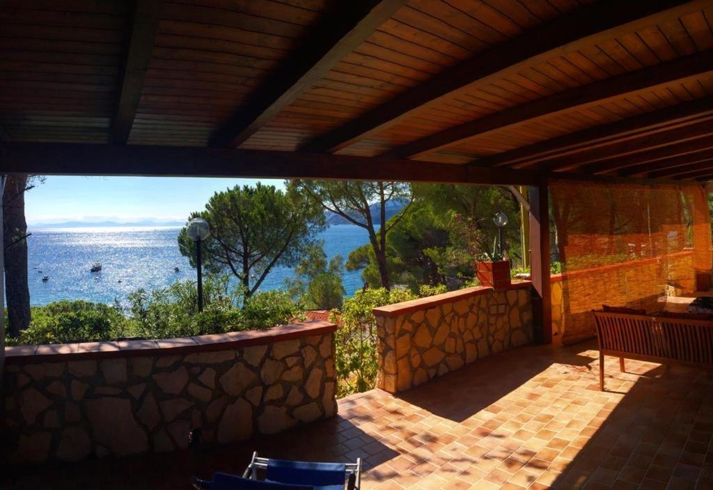 Le Terrazze Di Pareti Appartement Capoliveri  Buitenkant foto